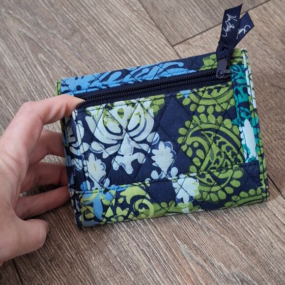 Vera Bradley blue green paisley tri-fold small wallet - Picture 4 of 5
